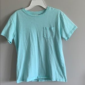Cute light blue tee !!